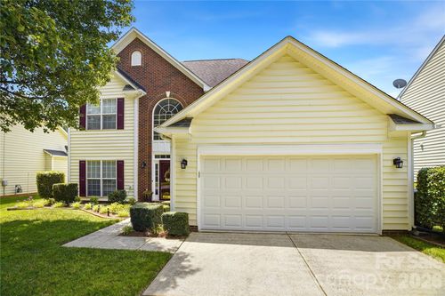 5555 Cambridge Bay Dr, Charlotte, NC, 28269-6117 | Card Image