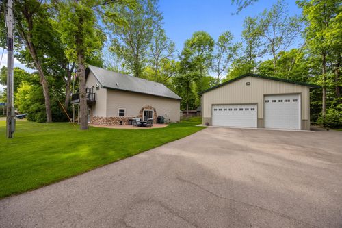 5452 Wildwood Ave, Isle, MN, 56342-9622 | Card Image