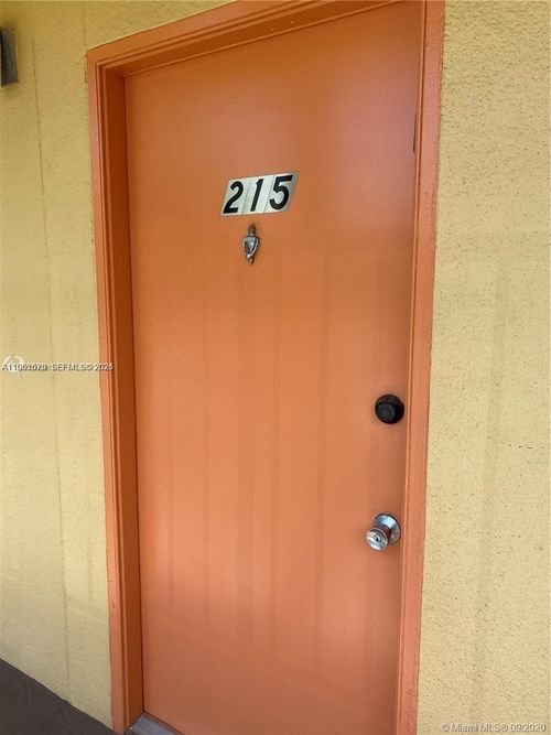 apt-215d-13255 Sw 7th Ct, Pembroke Pines, FL, 33027-1823 | Card Image