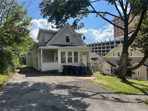 202 Union Ave, Syracuse, NY, 13203-1746 | Card Image