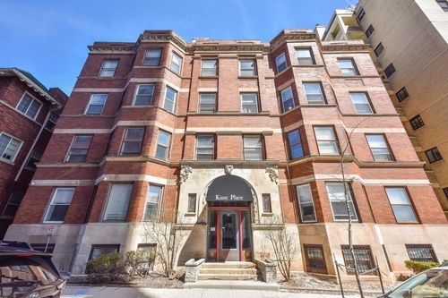1816 E Kane Place, Milwaukee, WI, 53202 | Card Image
