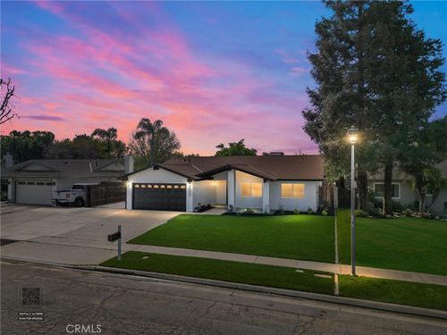 7309 Cedarcrest Avenue, Bakersfield, CA, 93308 | Card Image