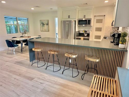 1920 Ne 26th Dr, Wilton Manors, FL, 33306-1310 | Card Image