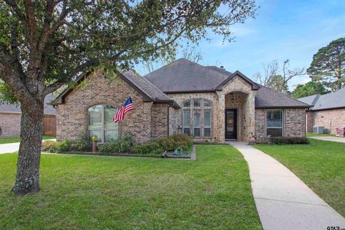 8529 Castleton Way, Tyler, TX, 75703-4267 | Card Image