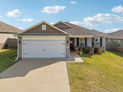 5934 E 146th Place S, House other with 3 bedrooms, 2 bathrooms and null parking in Bixby OK | Image 1