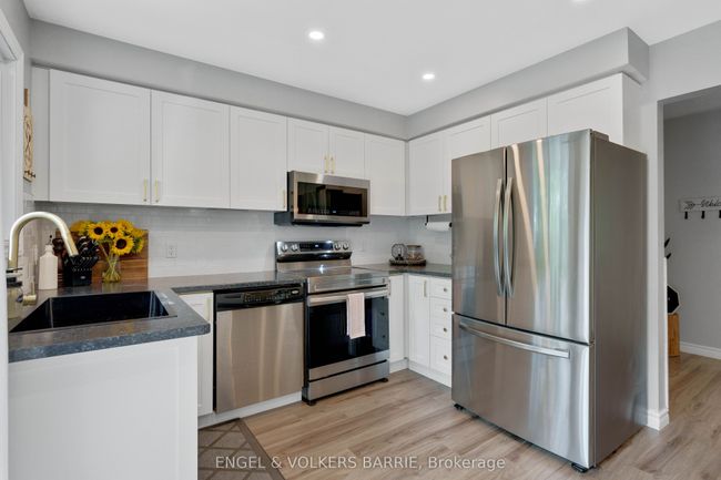 78 Leo Blvd, House other with 4 bedrooms, 2 bathrooms and 4 parking in Wasaga Beach ON | Image 12