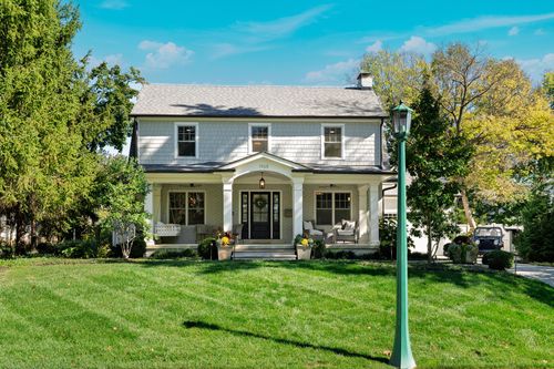 1968 N Devon Rd, Upper Arlington, OH, 43212-1042 | Card Image