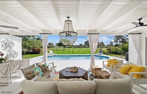 2728 Crayton Rd, NAPLES, FL, 34103-4024 | Card Image