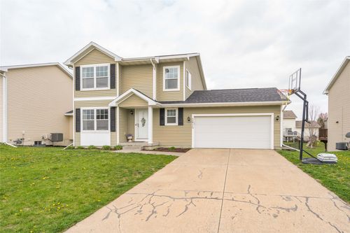 2615 13th St Sw, Altoona, IA, 50009-5423 | Card Image