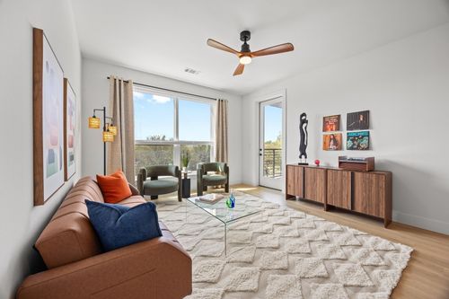 unit-223-1701 Simond Ave, Austin, TX, 78723-4774 | Card Image