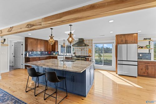 85 Midway Rd, Union Grove, AL, 35175-9373 | Card Image