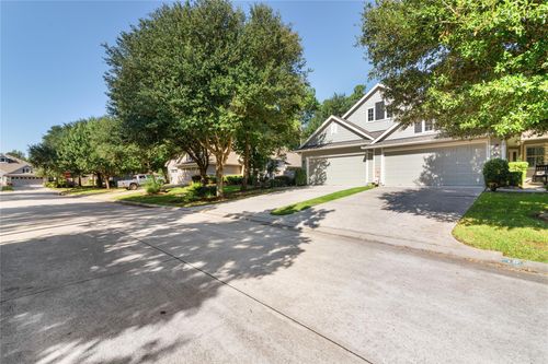 11 Abercrombie Pl, Conroe, TX, 77384-5101 | Card Image