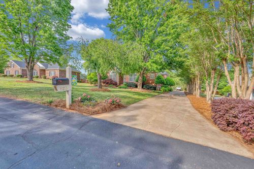 823 Indian Trail Run, Inman, SC, 29349-6619 | Card Image