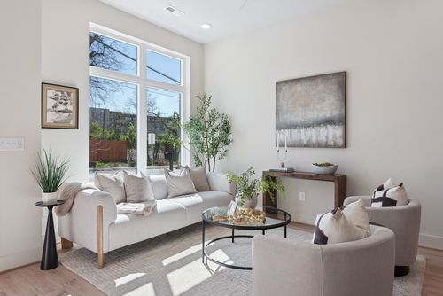 3912 Delaware Ave, Nashville, TN, 37209-2428 | Card Image