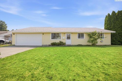 4721 Daisy St, West Richland, WA, 99353-6702 | Card Image