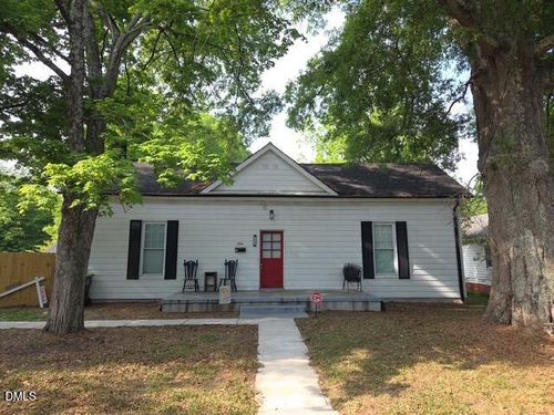 334 E Andrews Ave, Henderson, NC, 27536-4324 | Card Image