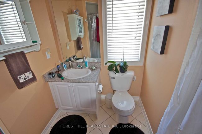3298 Flagstone Dr, House attached with 4 bedrooms, 3 bathrooms and 2 parking in Mississauga ON | Image 14