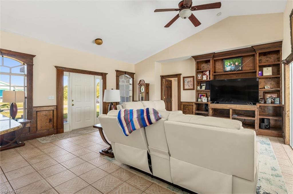 Residential in PORT CHARLOTTE 3