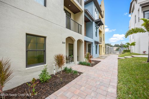 6-842 Florida Ave, Cocoa, FL, 32922-7823 | Card Image