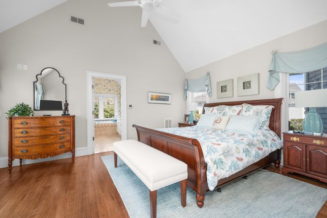 Primary Bedroom | Image 16