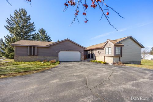 2285 Bridle Creek St Se, Grand Rapids, MI, 49508-0957 | Card Image