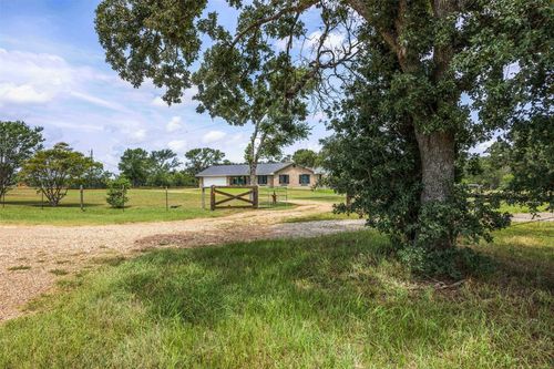 3278 County Road 205, Giddings, TX, 78942-4619 | Card Image