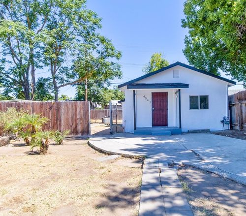 4543 E Inyo Street, Fresno, CA, 93702 | Card Image