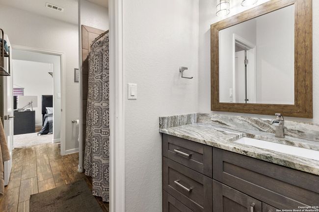 494 Flash Cir, Home with 4 bedrooms, 4 bathrooms and null parking in Luling TX | Image 25