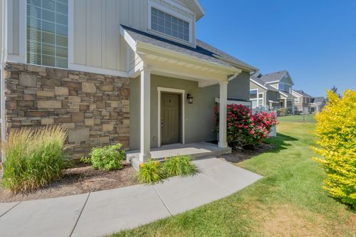 12708 S City Heights Dr, Riverton, UT, 84065-5904 | Card Image