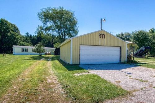 171 W Sidney Rd, Sidney, MI, 48885-9745 | Card Image