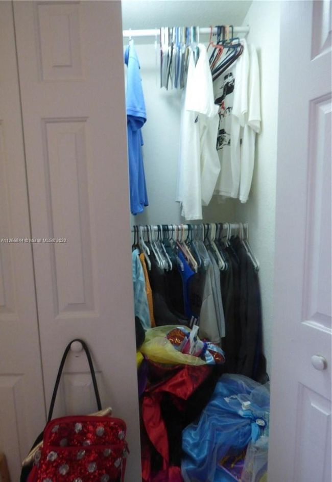 APT-102 - 7313 Nw 173 Rd Dr, Condo with 3 bedrooms, 2 bathrooms and null parking in Hialeah FL | Image 18