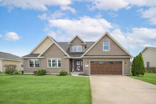 1447 Hickory Gate Dr, Marysville, OH, 43040-8015 | Card Image