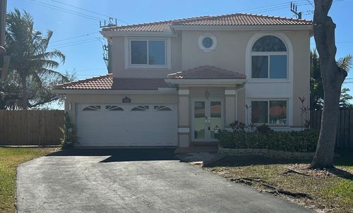 2400 Nw 80th Ave, Margate, FL, 33063-8138 | Card Image