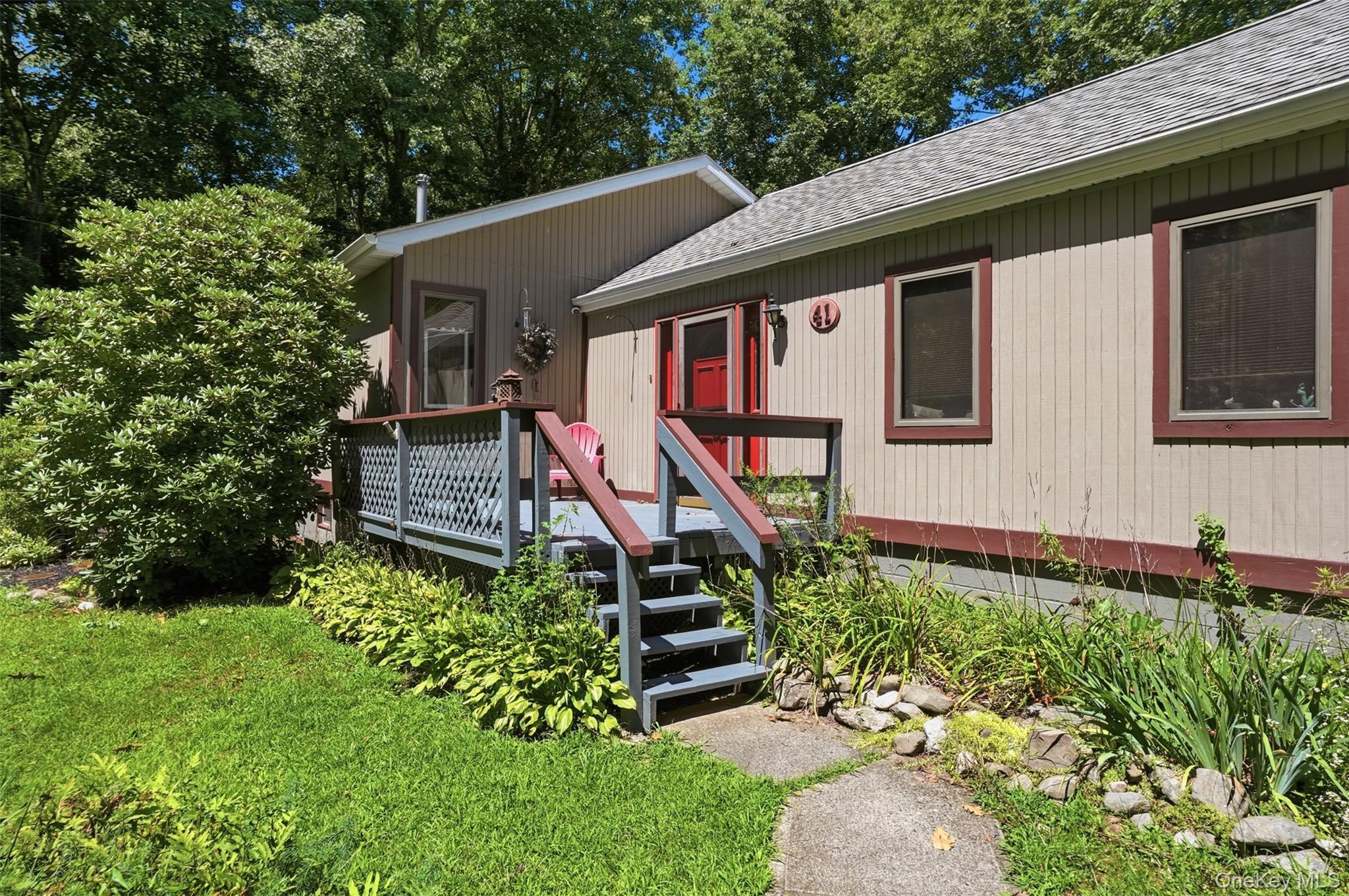 Residential in Lloyd 4