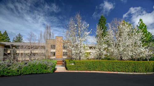 27-1280 Sharon Park Dr, Menlo Park, CA, 94025-6846 | Card Image