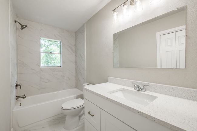 324 Deer Creek Rd, House other with 3 bedrooms, 2 bathrooms and null parking in Everman TX | Image 21