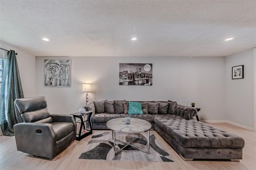 14228 Misty Meadow Ln, Houston, TX, 77079-3181 | Card Image