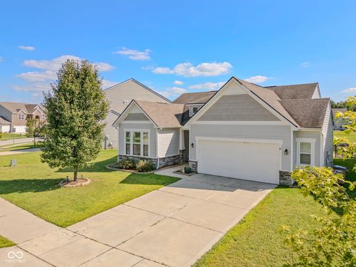 2337 Creekland Dr, Columbus, IN, 47201-0013 | Card Image