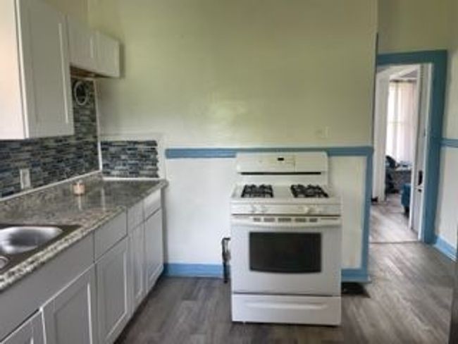 3015 Van Dyke St, House other with 5 bedrooms, 2 bathrooms and null parking in Detroit MI | Image 19