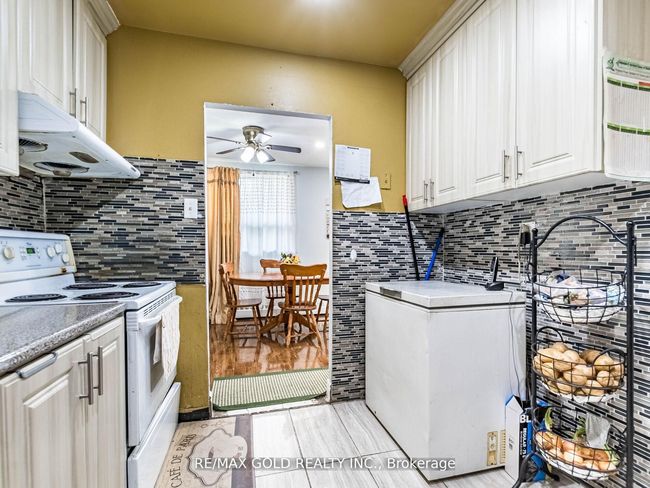104 - 3555 Derry Rd E, Condo with 3 bedrooms, 2 bathrooms and 1 parking in Mississauga ON | Image 22