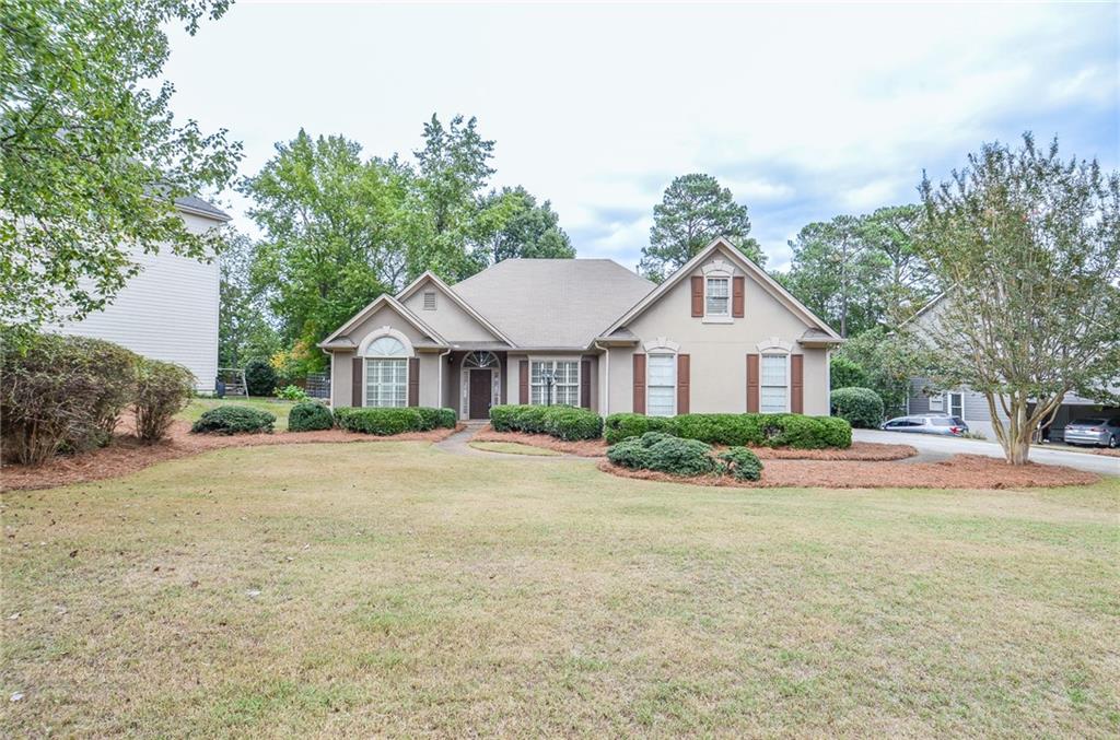 Montglenn Ct, Cumming, GA 30041