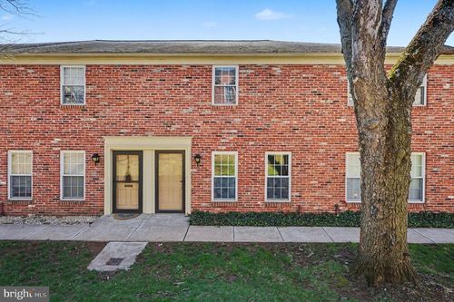 129 Ardwick Ter, LANSDALE, PA, 19446-4923 | Card Image