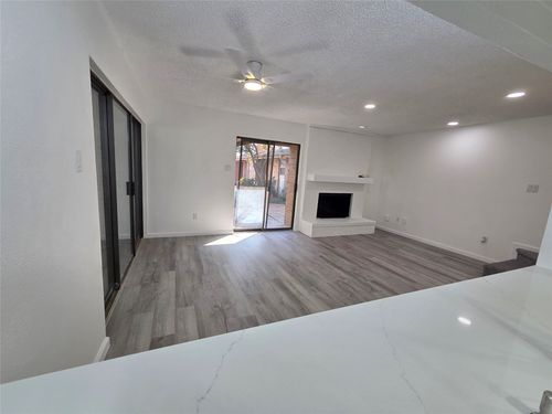 82 Morrow Dr, Bedford, TX, 76021-5610 | Card Image