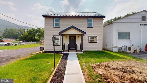 328 Hill St, SOUTH WILLIAMSPORT, PA, 17702-7135 | Card Image