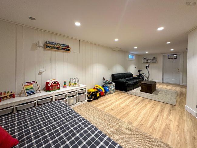 20 Queen St, House other with 4 bedrooms, 2 bathrooms and 4 parking in Bridgewater NS | Image 32