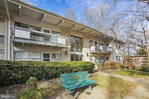 apt-201-7758 Donnybrook Ct, ANNANDALE, VA, 22003-4765 | Card Image