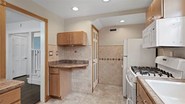 2830 Castlegate Ave, House other with 3 bedrooms, 2 bathrooms and 3 parking in Brookline PA | Image 17