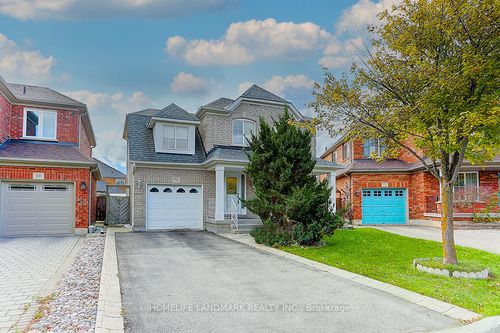 70 Chestertown Sq, Markham, ON, L6C2R4 | Card Image