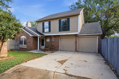 3211 Forest Creek Dr, Fort Worth, TX, 76123-1081 | Card Image