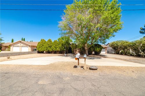 4764 Steinke Dr, Kingman, AZ, 86409-9006 | Card Image